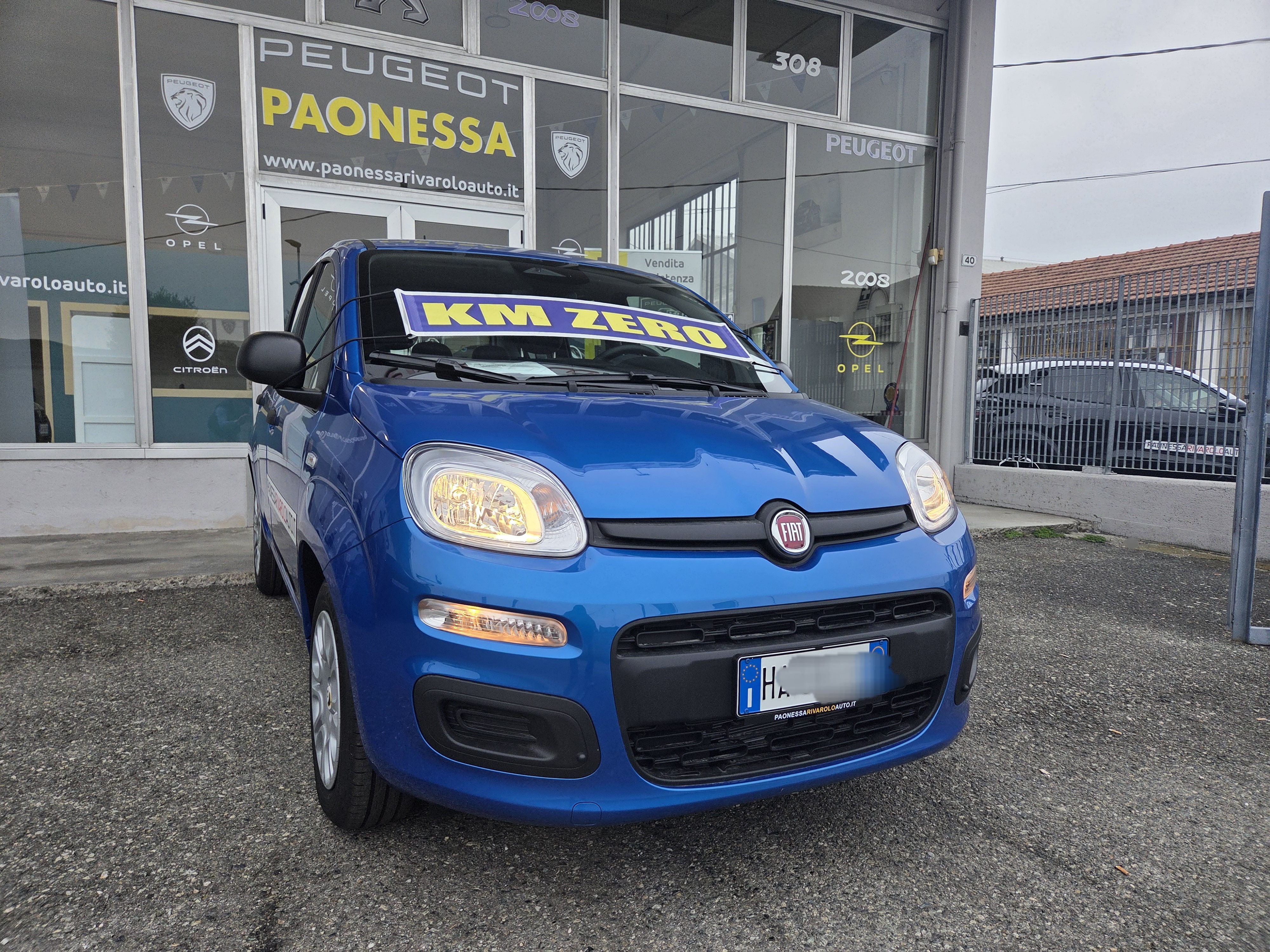 FIAT PANDA  KM/O HYBRID 70 CV  RADIO / 5 POSTI / SENSORI DI PARCHEGGIO  NESSUN OBBLIGO FINANZIARIO !!