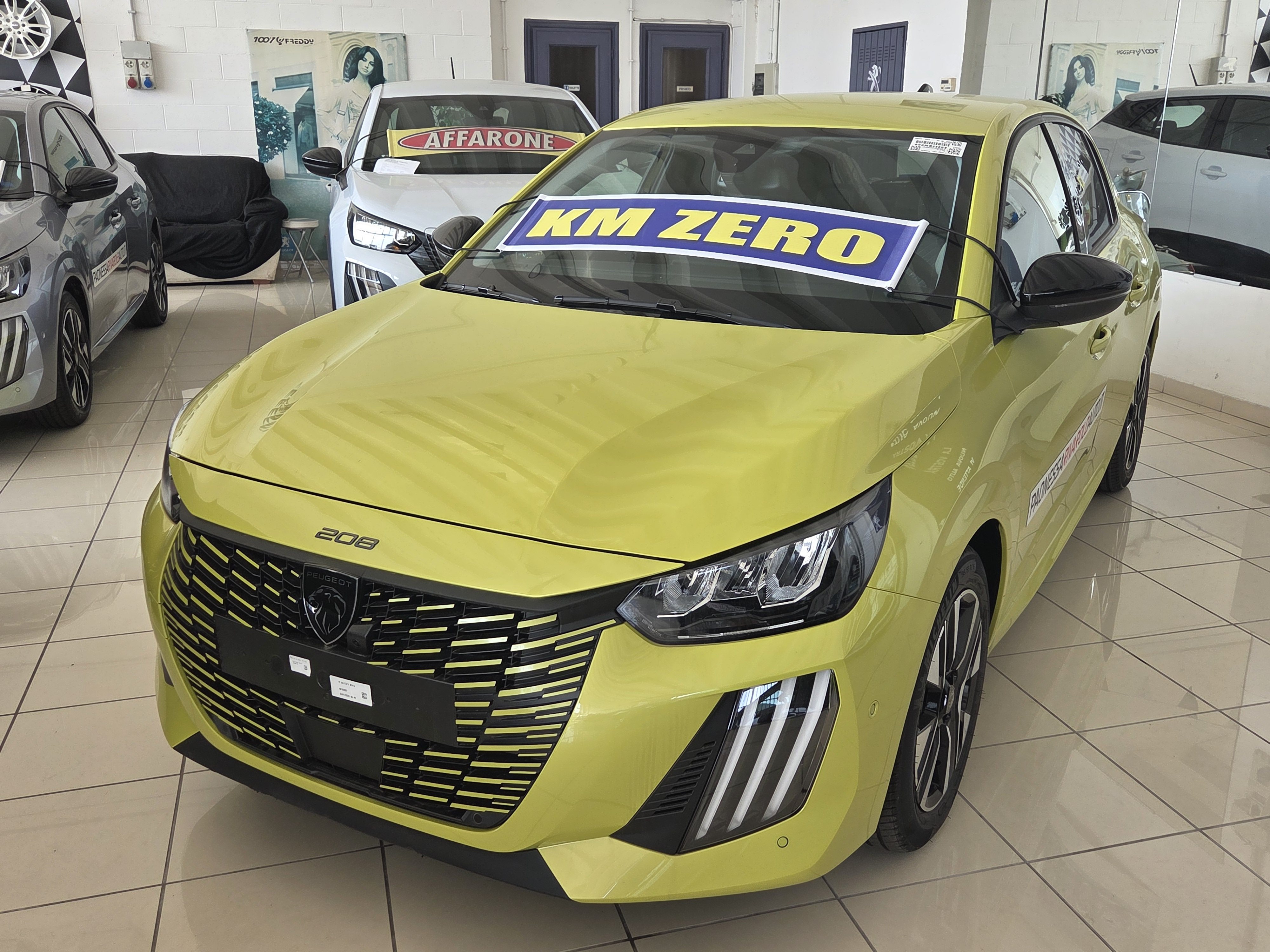 PEUGEOT 208 ALLURE 100  CV KM/0 NESSUN OBBLIGO FINANZIARIO!!